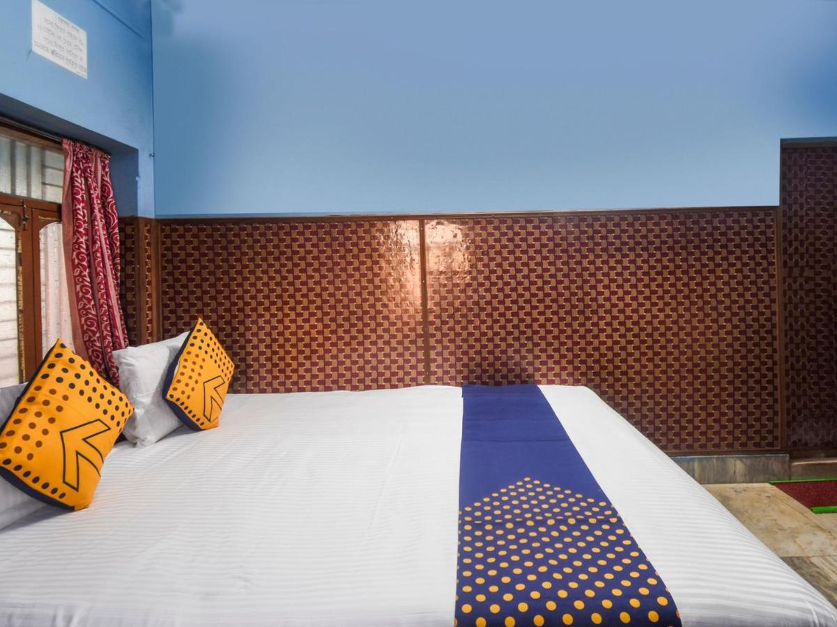 Oyo Flagship 74392 Hotel Mahesh Residency Haiderabad Buitenkant foto