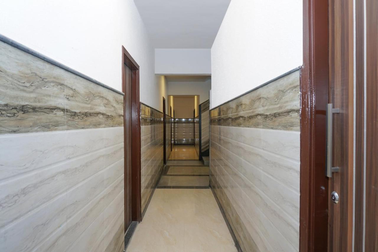 Oyo Flagship 74392 Hotel Mahesh Residency Haiderabad Buitenkant foto