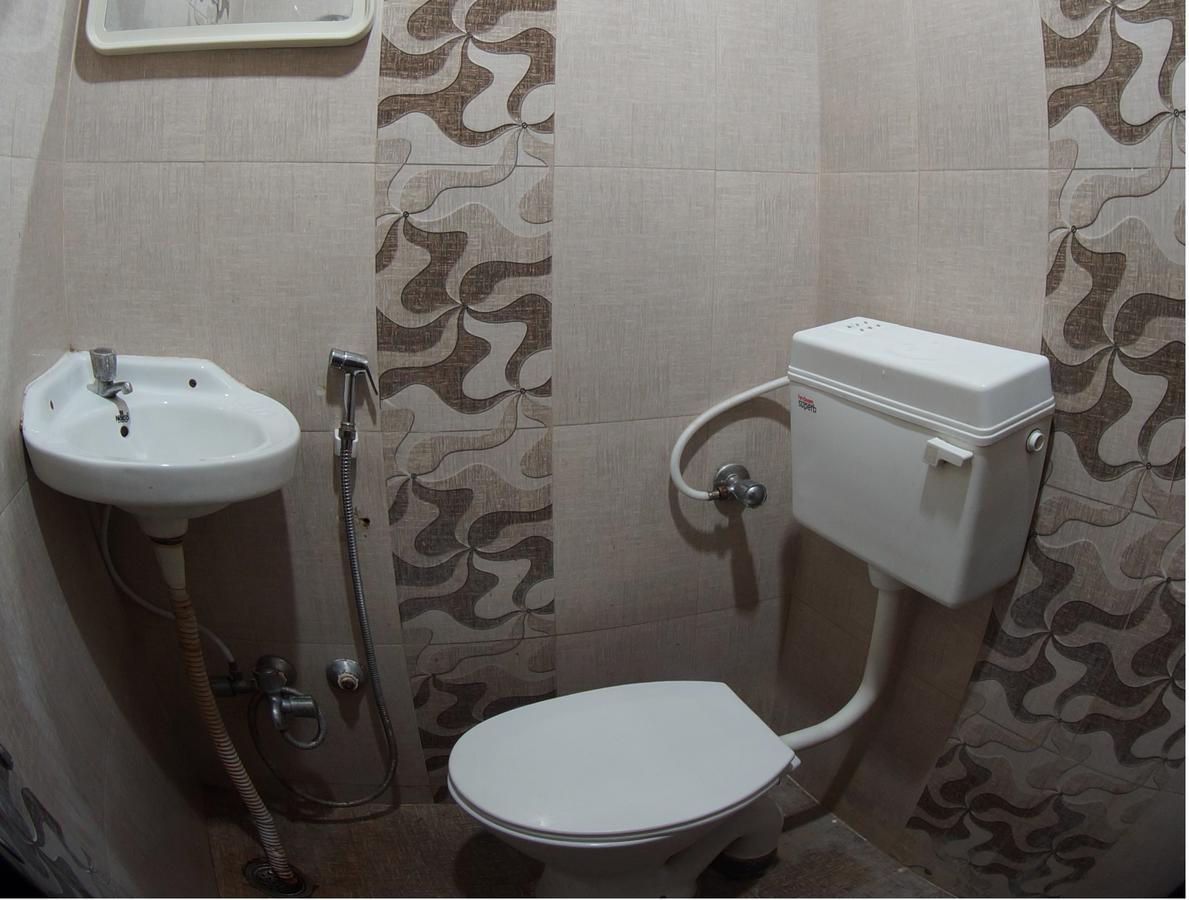 Oyo Flagship 74392 Hotel Mahesh Residency Haiderabad Buitenkant foto