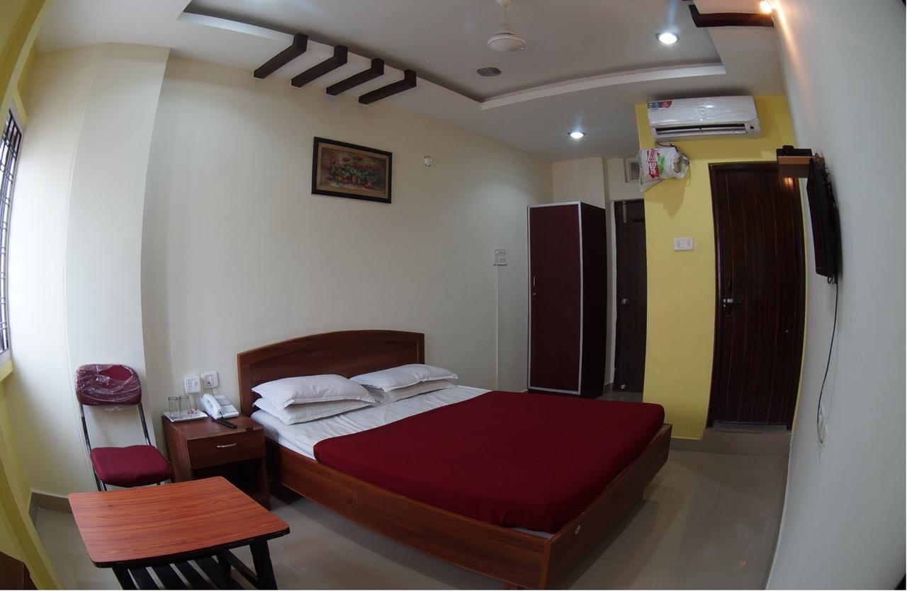 Oyo Flagship 74392 Hotel Mahesh Residency Haiderabad Buitenkant foto